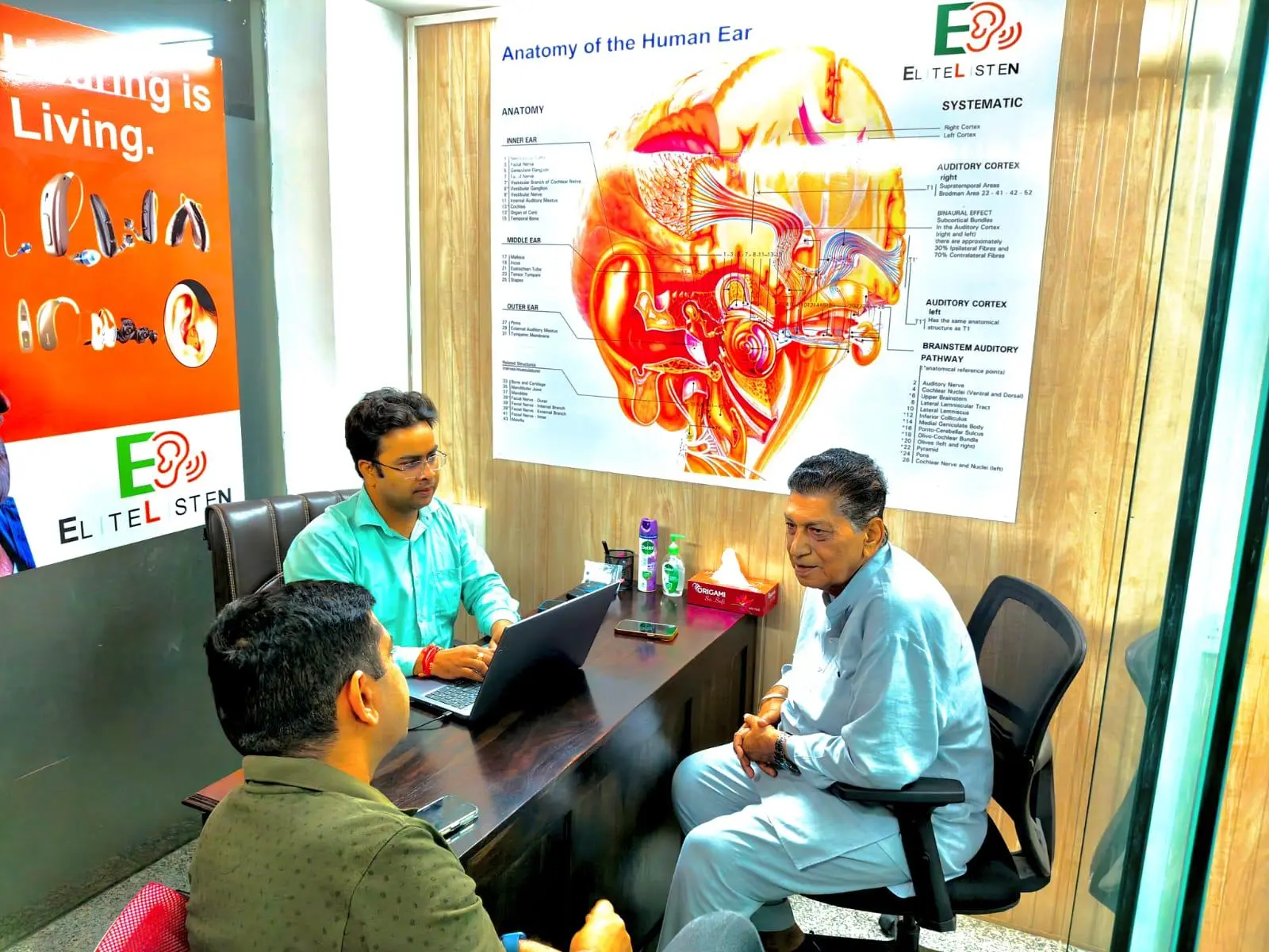 Audiologist fitting hearing aid in Gurgaon