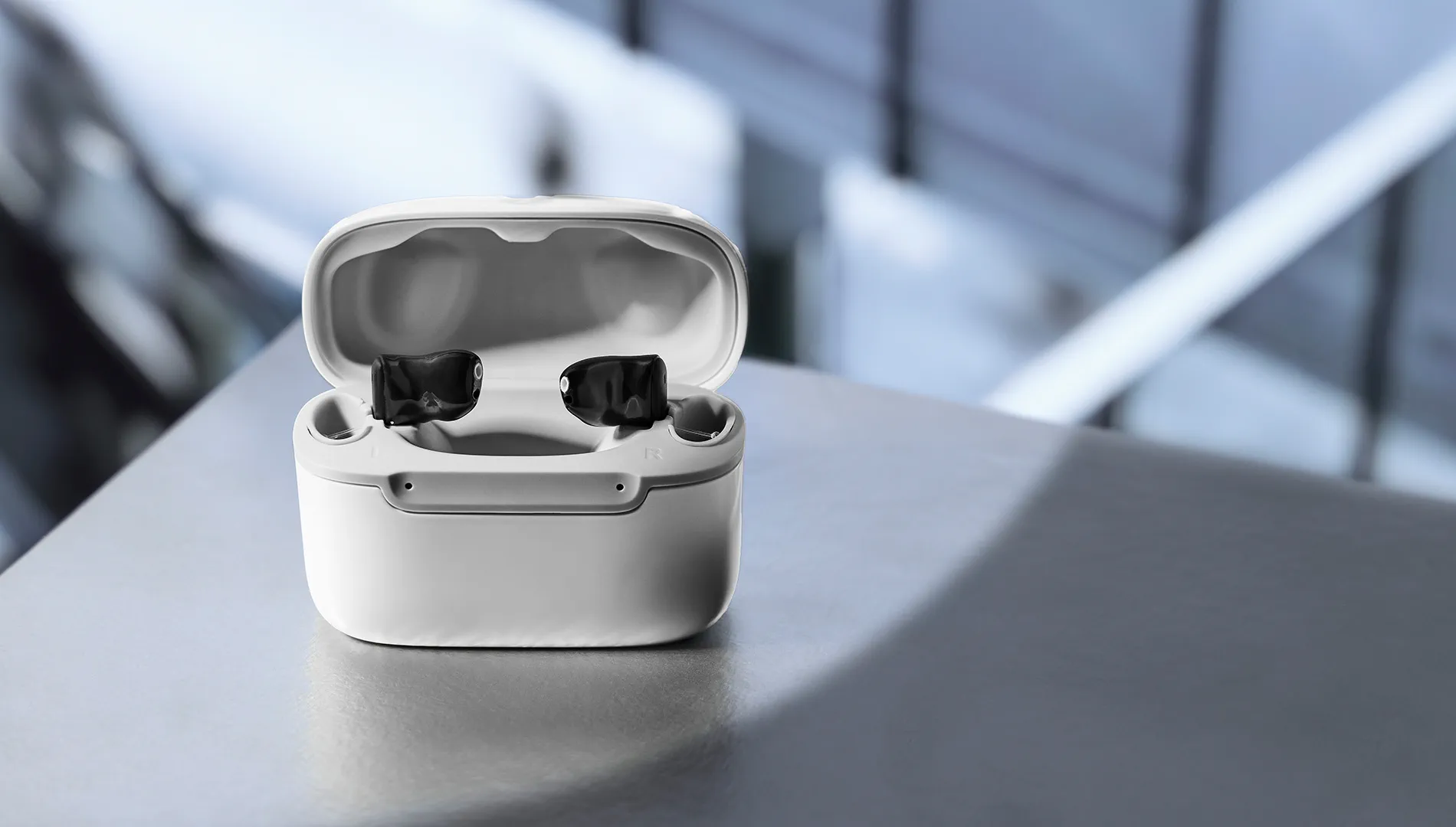 Signia Insio Charge&Go CIC IX hearing aids in charging case